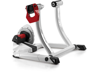 ELITE Qubo Power Fluid trainer