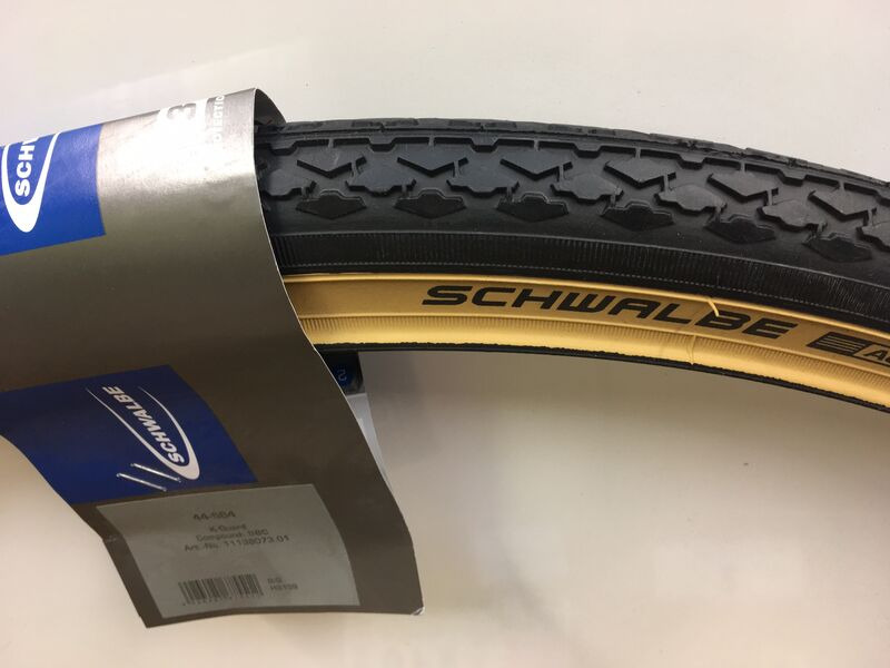 SCHWALBE Active Line Tyre 26 x 1 1/2 x 1 5/8 (44-584) HS-159 click to zoom image