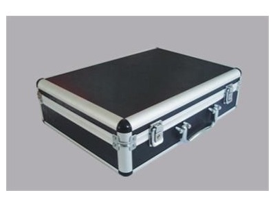 CENTURY UK SOLO PRO ALUMINIUM CASE - NE10526008004