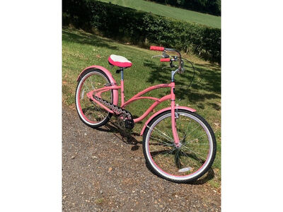 ALPHA PLUS Surge Women 26" Single Speed Cruiser click to zoom image