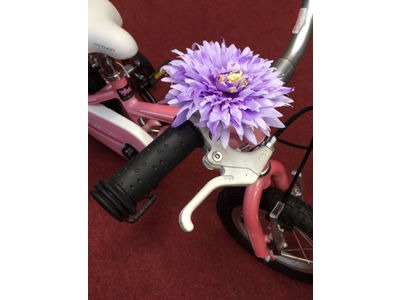 ALPHA PLUS Bicycle Flower Decoration Clip on to Handlebars 12cm Diameter Lilac  click to zoom image