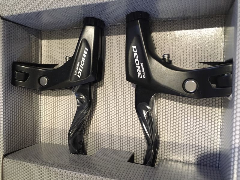SHIMANO Deore brake lever Pair for V-brake, black BL-T610 (Includes Cables). click to zoom image