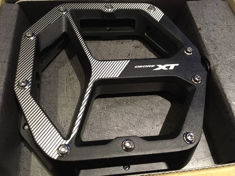 SHIMANO Deore XT flat pedals size M/L PD-M8140 (One Pair). | Â£99.99 | Control | Pedals 