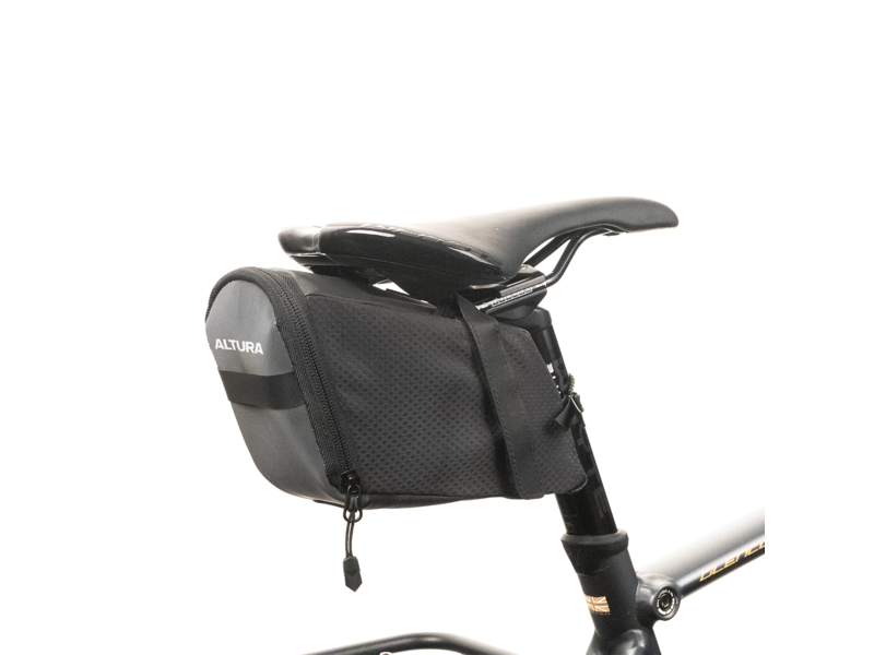 ALTURA Night Vision Saddle Bag XL click to zoom image