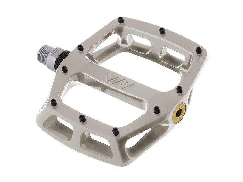 DMR V12 Magnesium Flat Pedal click to zoom image