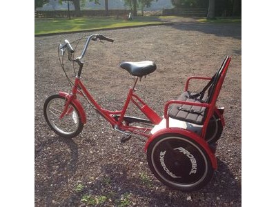 SOUTHWATER CYCLE HIRE Day Tricycle Kid Carrier hire click to zoom image